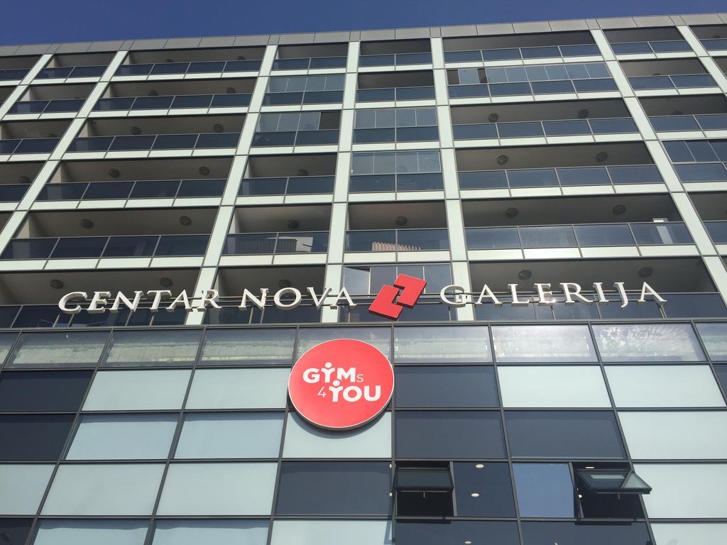 Nova Galerija West App Mary - Parking In Garage Lägenhet Zagreb Exteriör bild